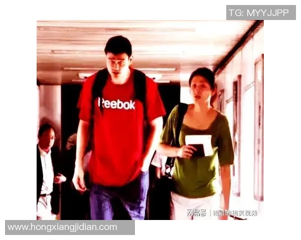 姚明乘坐地铁的奇遇记与城市生活的温暖瞬间