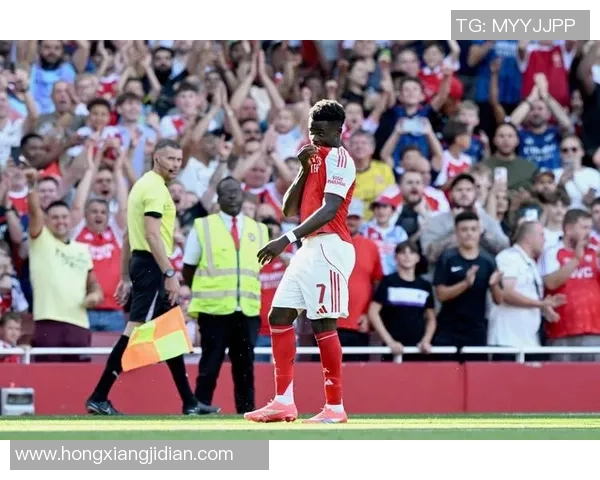 曼联友谊赛大胜阿森纳6-2赛后点评引发热议与讨论